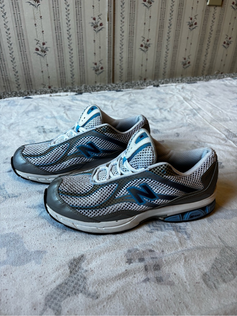 New Balance Gray and Blue Mesh Running Shoes